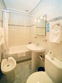 Hostal Hispano Pensión 2*